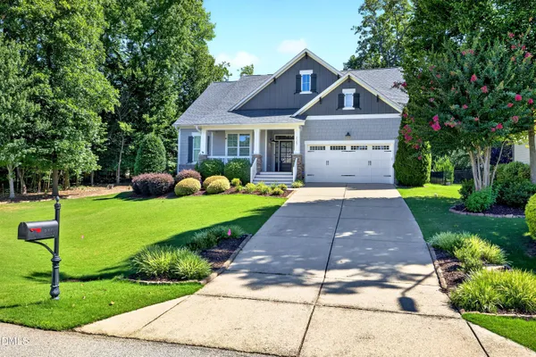 3107 VIRGINIA PINE LN