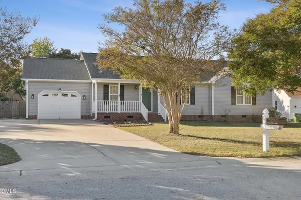 1008 BARNFIELD CT