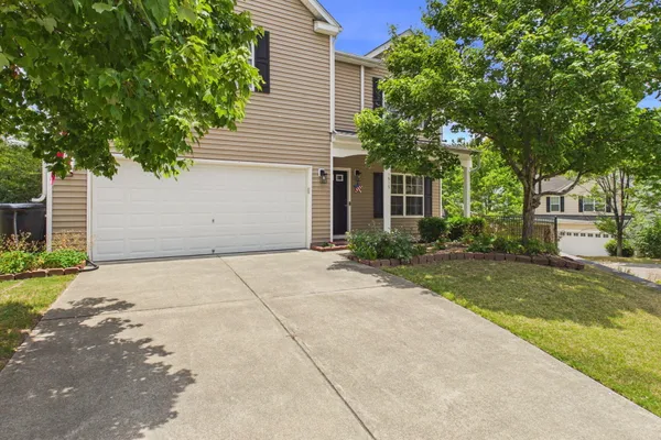 1615 CULTIVAR LN