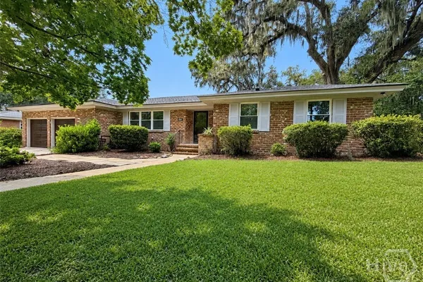 1462 MARLBOROUGH WAY