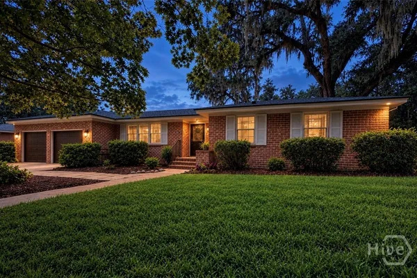 1462 MARLBOROUGH WAY