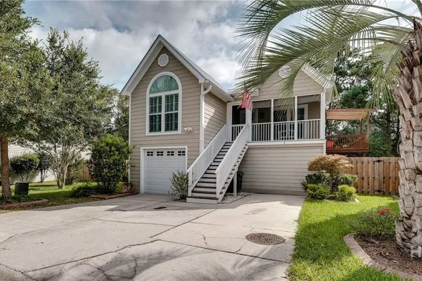 4 RIVERMIST LN