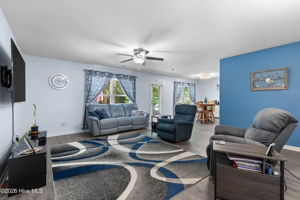 35 LIGHTHOUSE COVE LOOP