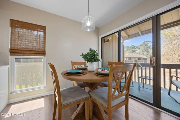 10 PINE TREE RD 209