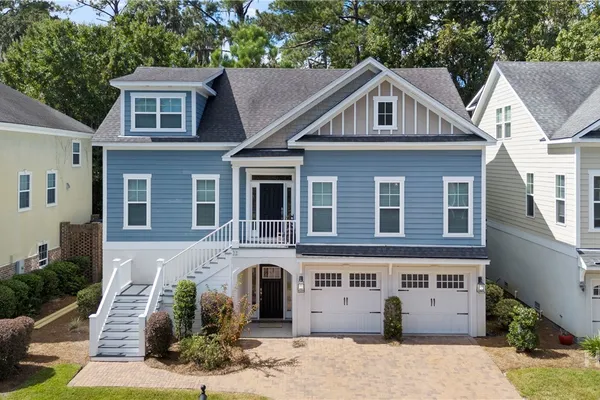 22 DOCKSIDE DR