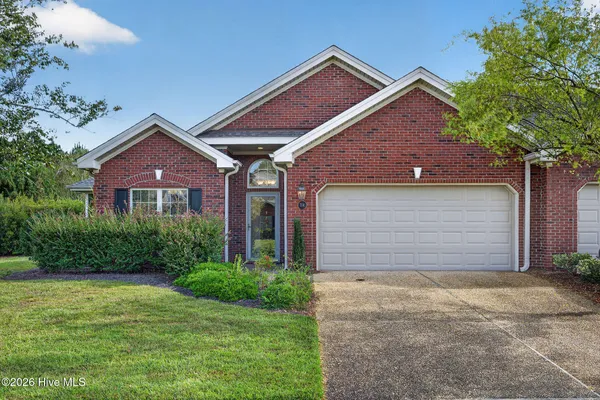 714 BEACHWALK DR