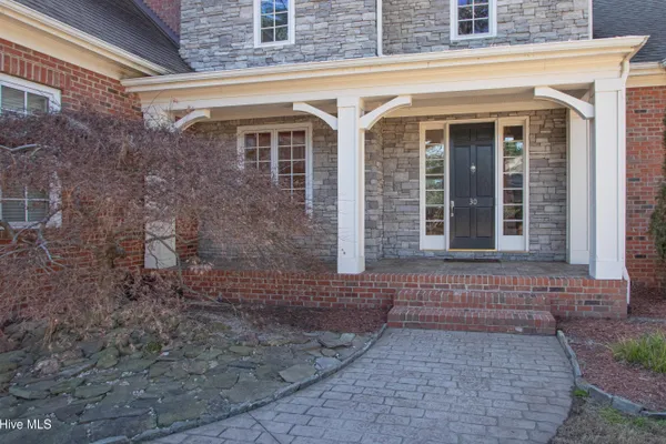 30 SPRING VALLEY CT
