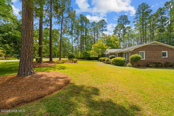 1003 ROBINWOOD RD