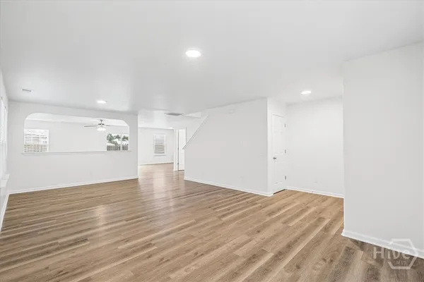 38 LAKE SHORE BLVD