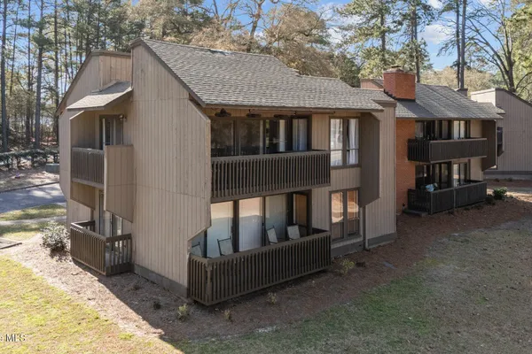5 PINE TREE RD 208
