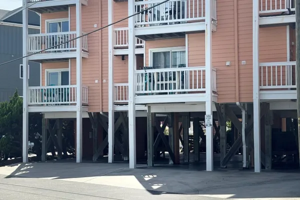 1615 CAROLINA BEACH AVE E3