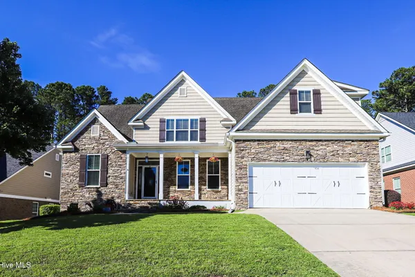 423 ARMSTRONG WAY