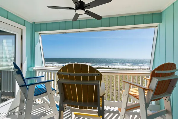 918 CAROLINA BEACH AVE 3E