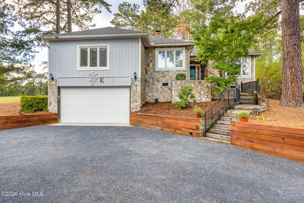535 ST ANDREWS DR