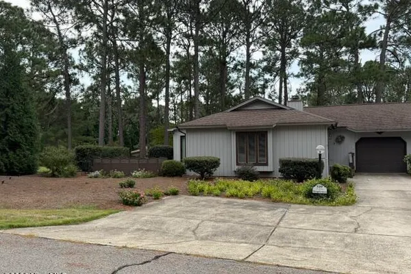 120 SANDHAM CT