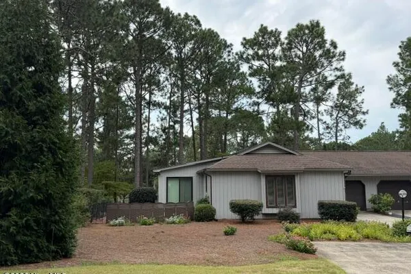 120 SANDHAM CT