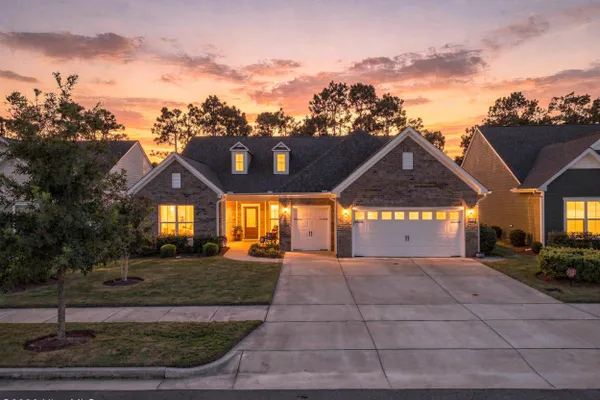 1068 SNOWDEN RD