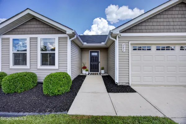 243 MESA VERDE DR