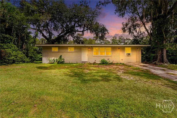 410 DELORES DR