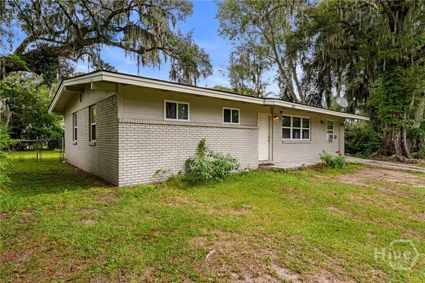 410 DELORES DR