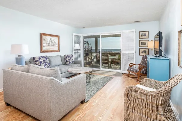 114A BUTLER AVE A