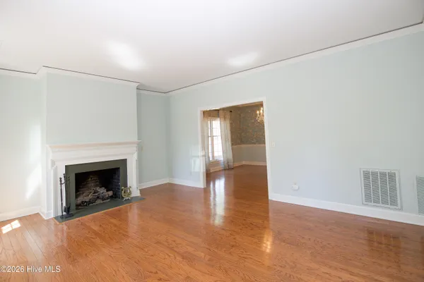 3 DRAYTON CT