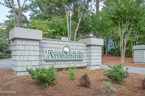 285 SUGAR GUM LN - 12 ARONIMINK