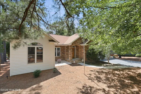 104 FOX RUN CT