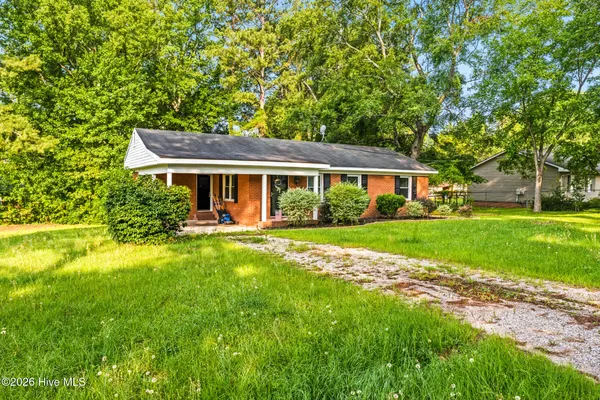1003 RAINWATER LN