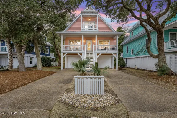 221 SEAWATCH WAY