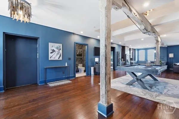 5 WHITAKER ST 601