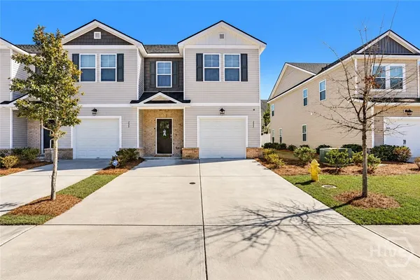 233 SONOMA DR