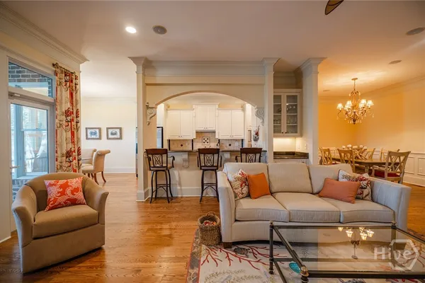 2 PADDINGTON CIR