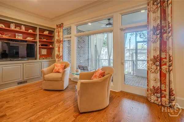 2 PADDINGTON CIR