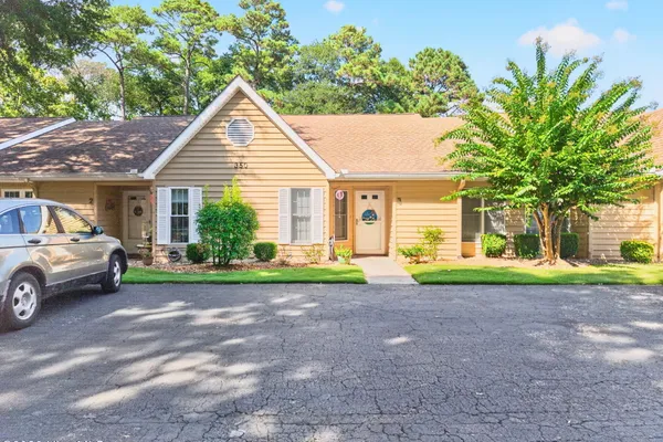 350 SEA TRAIL DR 3