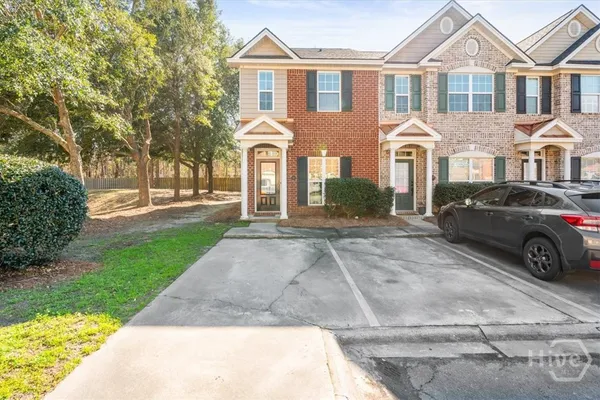 777 KING GEORGE BLVD 38