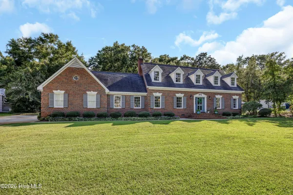 6332 MARYWOOD DR