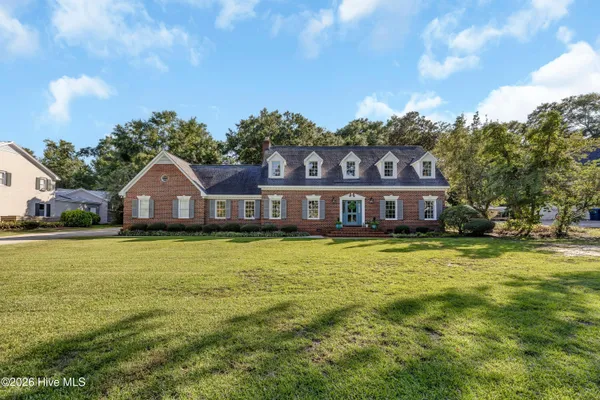 6332 MARYWOOD DR