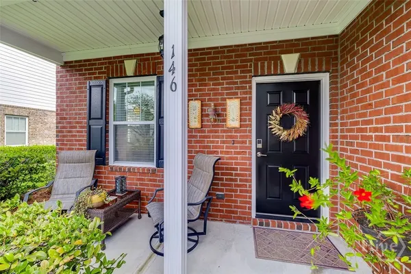 146 REGENCY CIR