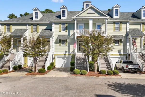 601 RIVER RIDGE DR 3
