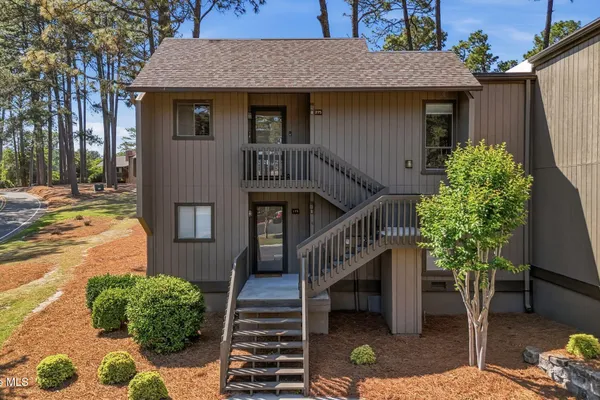 800 SAINT ANDREWS DR 275