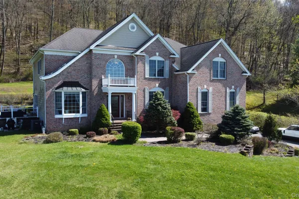 194 DEVON FARMS RD