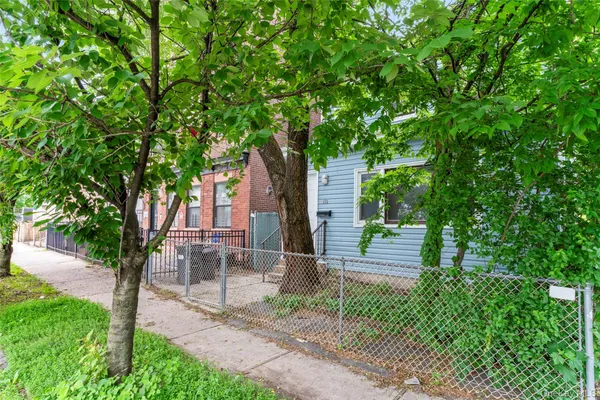 218 TARGEE ST