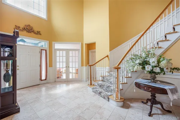 47 PEMBROKE DR