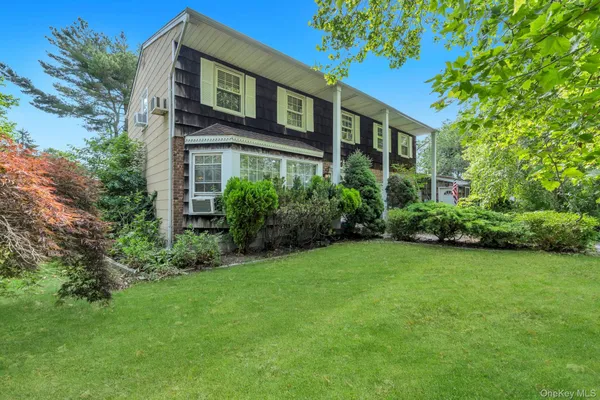 55 RIVERVIEW CT