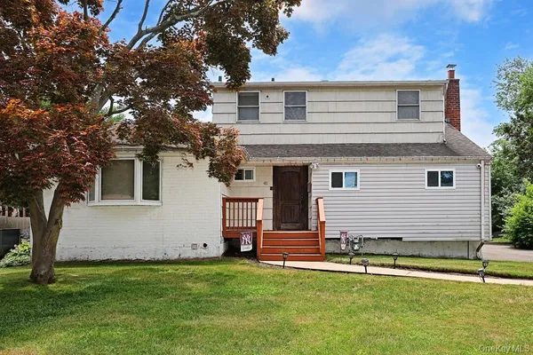 41 CAMBRIA RD