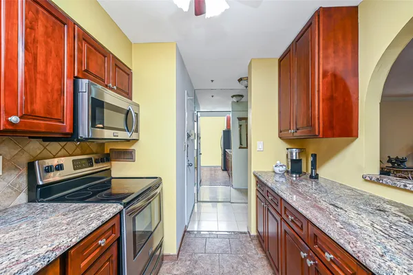 360 SHORE RD 4K