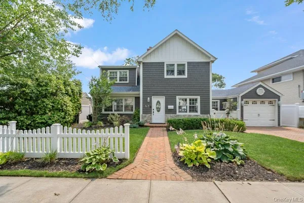 57 BEACH RD