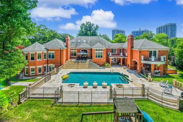25 LAKE RD