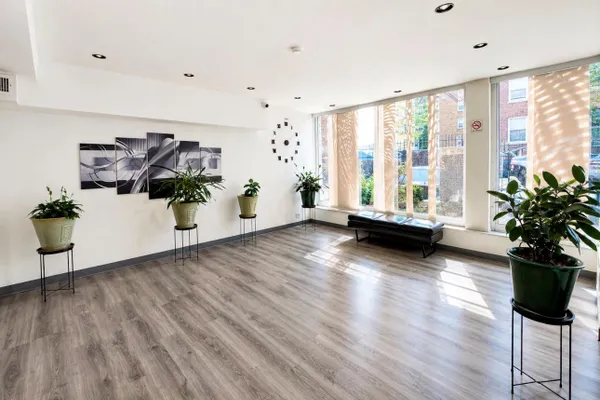 3520 TRYON AVE 208